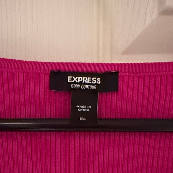 Express Fuchsia Ribbed Top - Picture 2 of 5